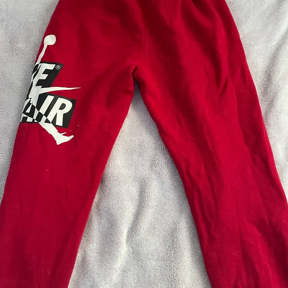 NIKExJORDAN red track pants KIDS - Picture 2 of 4